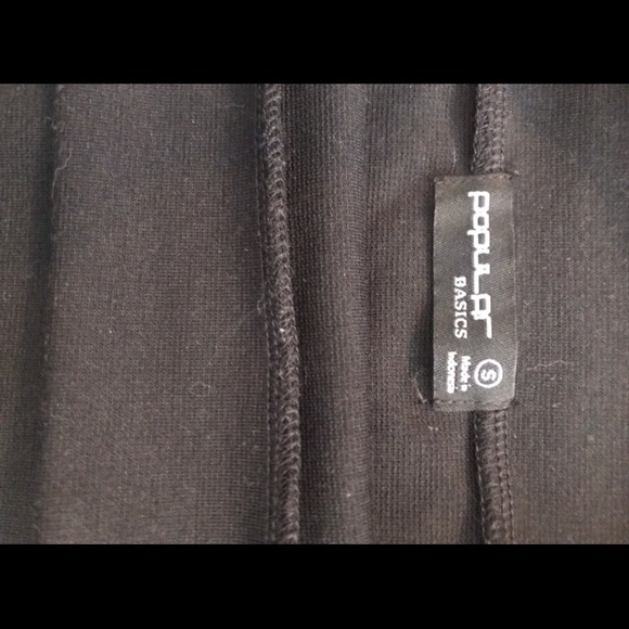 Knit knee length skirt with asymmetrical look - Picture 2 of 3